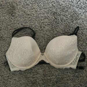 Womens 38D Very Sexy Push-Up bra-so gorgeous! Such a beautiful style